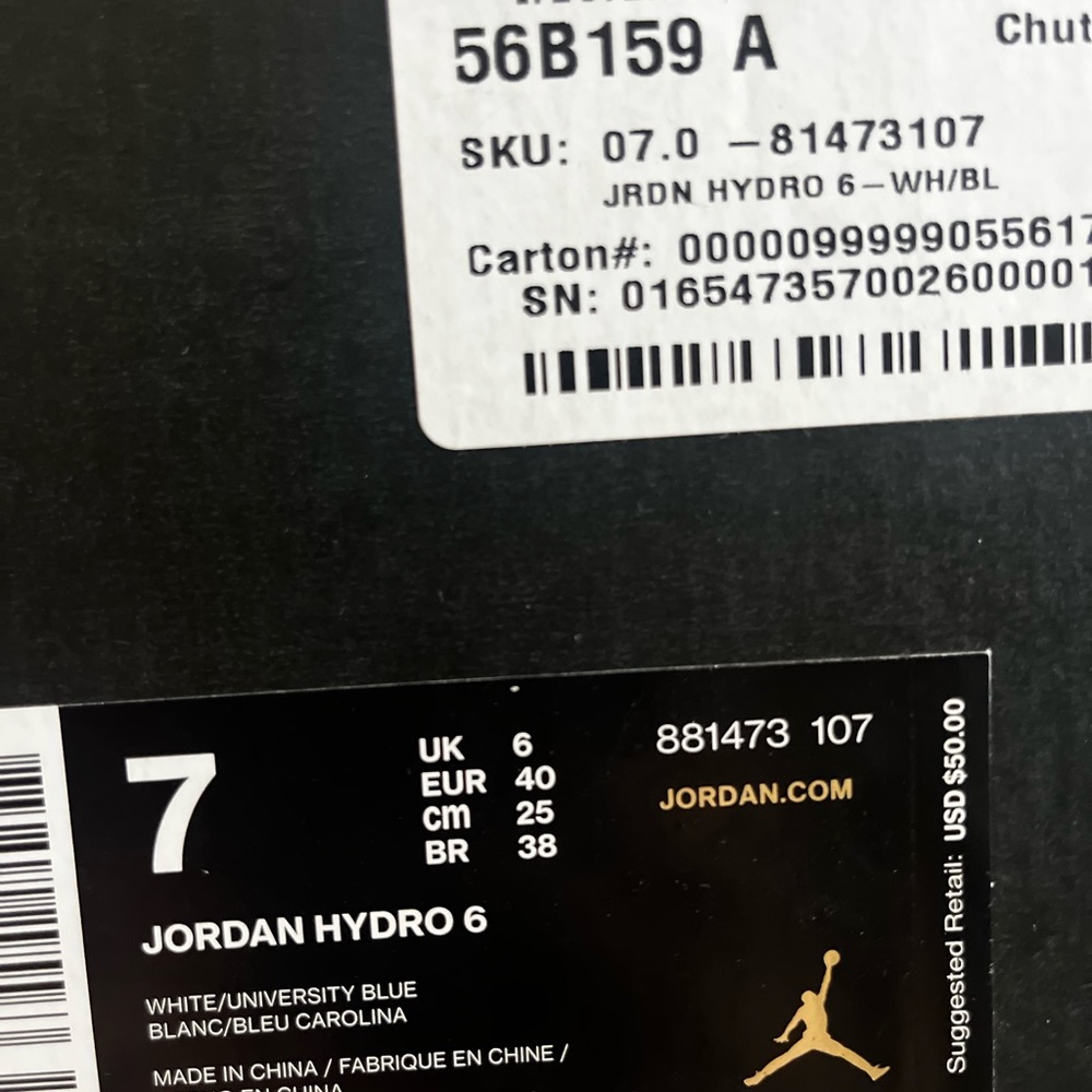 Jordan Slides - Picture 3 of 3